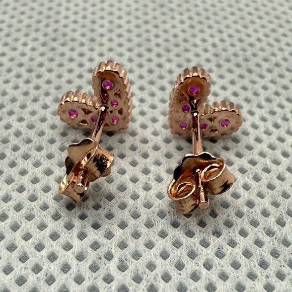 New Rose Gold-Plated Sterling Silver & Pink CZ Heart Stud Earrings ๐ - Picture 4 of 4